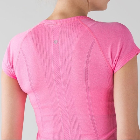 Lululemon Swiftly Tech T Shirt - Picture 4 of 8